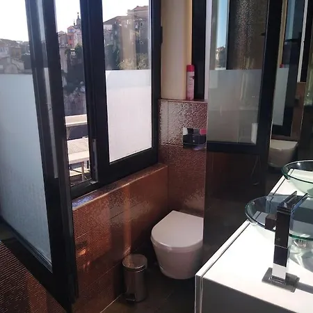 Apartment Oporto2gether For 5 To 9 People *